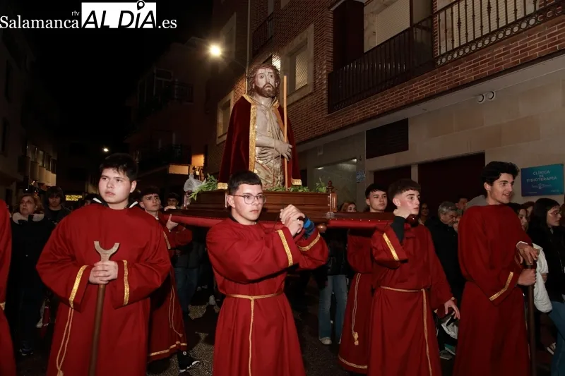 Foto 8 - La procesi&oacute;n de Jes&uacute;s Nazareno y Ecce Homo acorta su recorrido por la lluvia