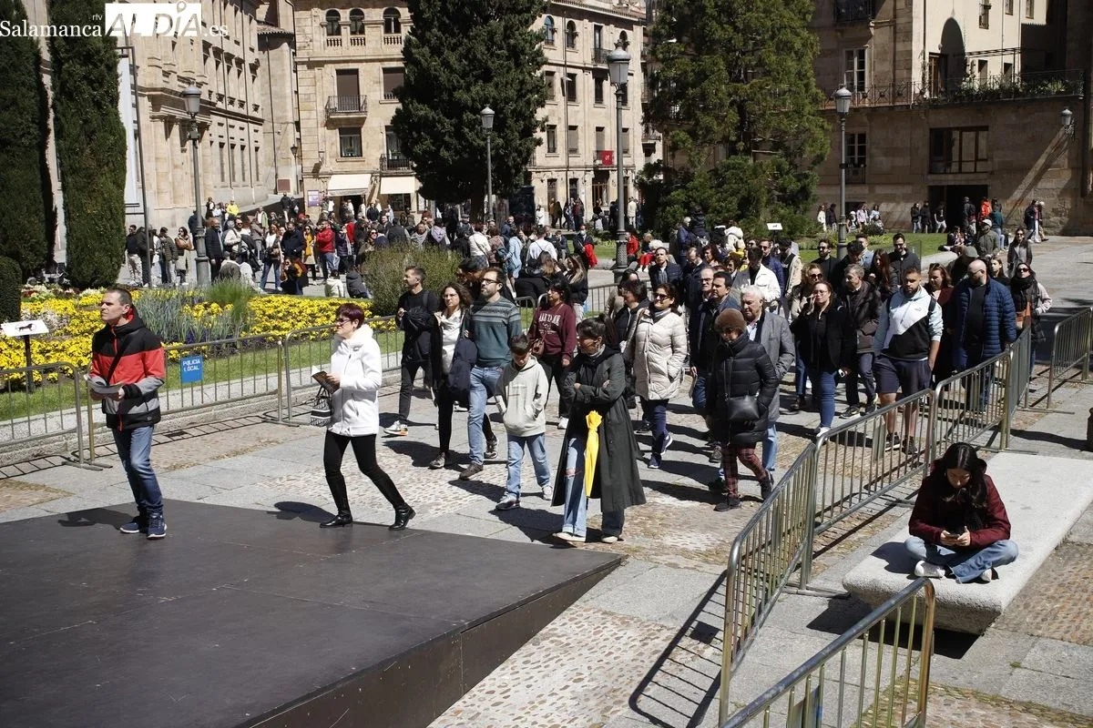 Gran ambiente en este Jueves Santo en el centro de Salamanca | FOTOS: Ángel Puma
