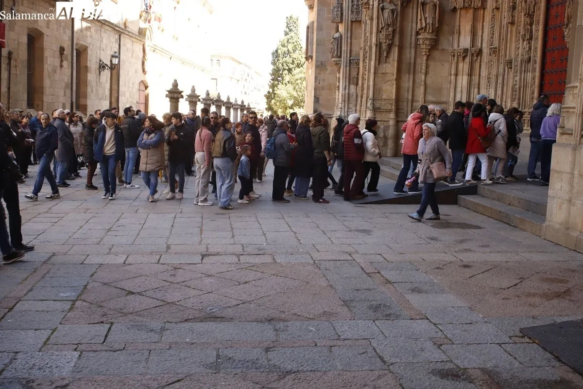 Gran ambiente en este Jueves Santo en el centro de Salamanca | FOTOS: Ángel Puma