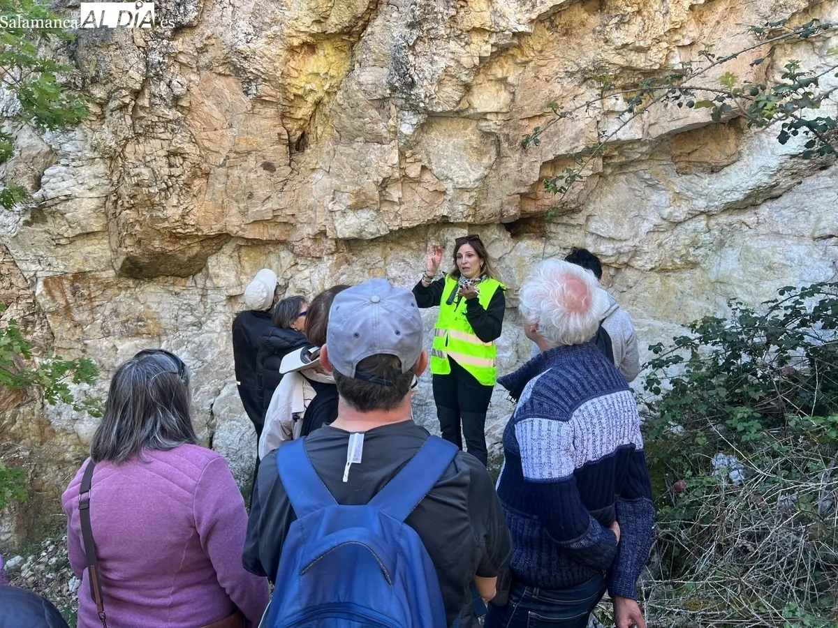 Participantes en esta segunda excursión por el patrimonio geológico de las tierras del oeste salmantino en Puentemocha