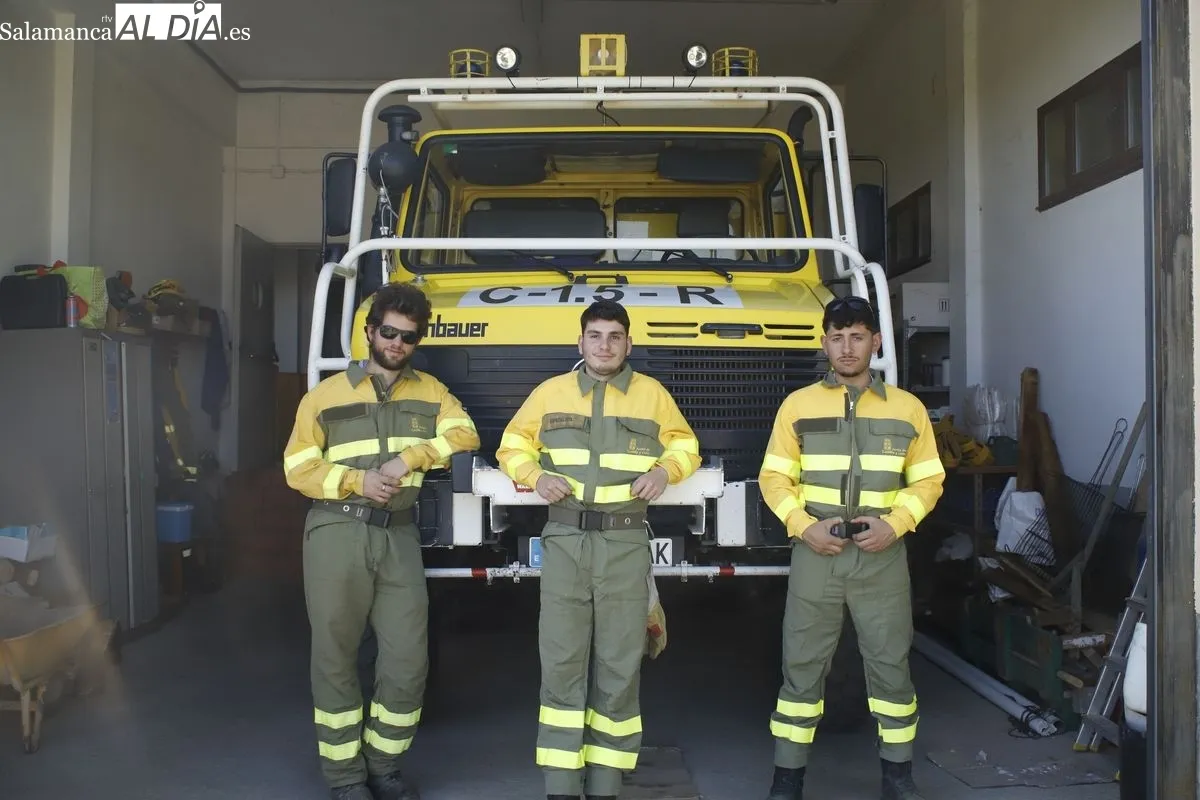 Más allá del verano: así es el trabajo de los bomberos forestales en Salamanca durante todo el año | FOTOS: Ángel Puma 