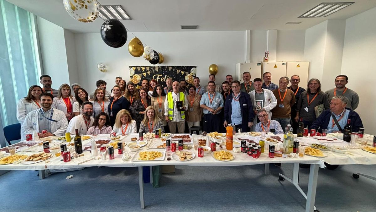 Emotiva despedida a Miguel López Gutiérrez tras una vida dedicada al Hospital de Salamanca