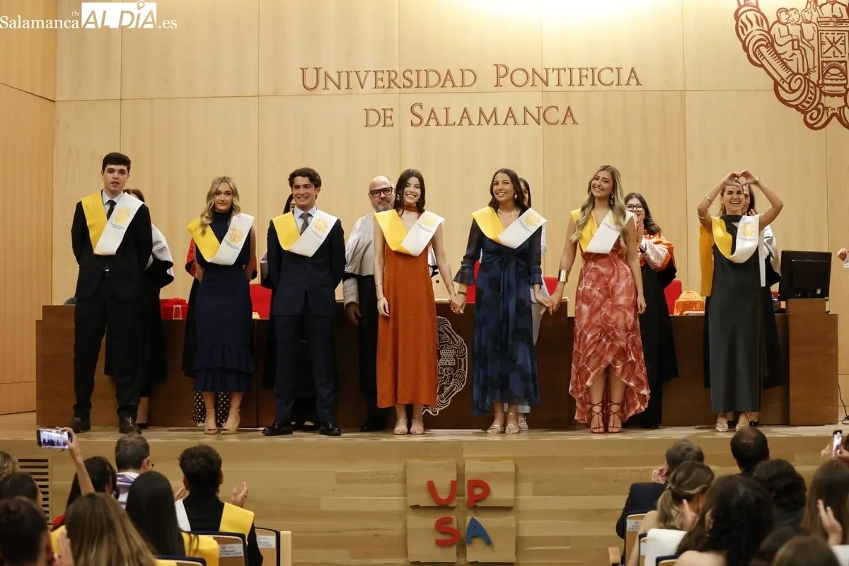 Graduación de los Dobles Grados en Publicidad y Relaciones Públicas y en Marketing y Comunicación de la UPSA | FOTO: David Sañudo 