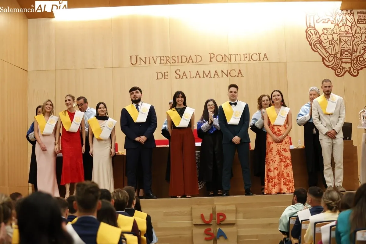 La UPSA celebra la graduación de Magisterio en Educación Infantil y Primaria | FOTOS: David Sañudo 