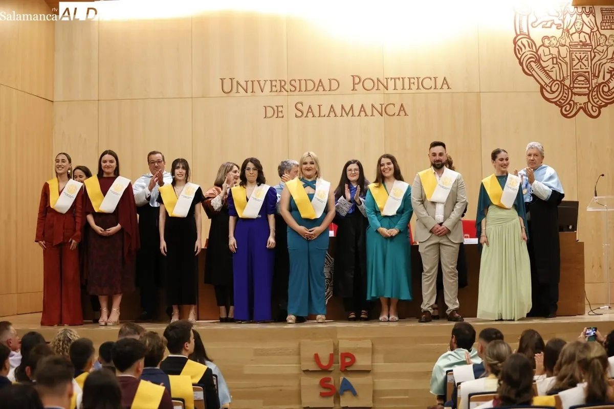 La UPSA celebra la graduación de Magisterio en Educación Infantil y Primaria | FOTOS: David Sañudo 