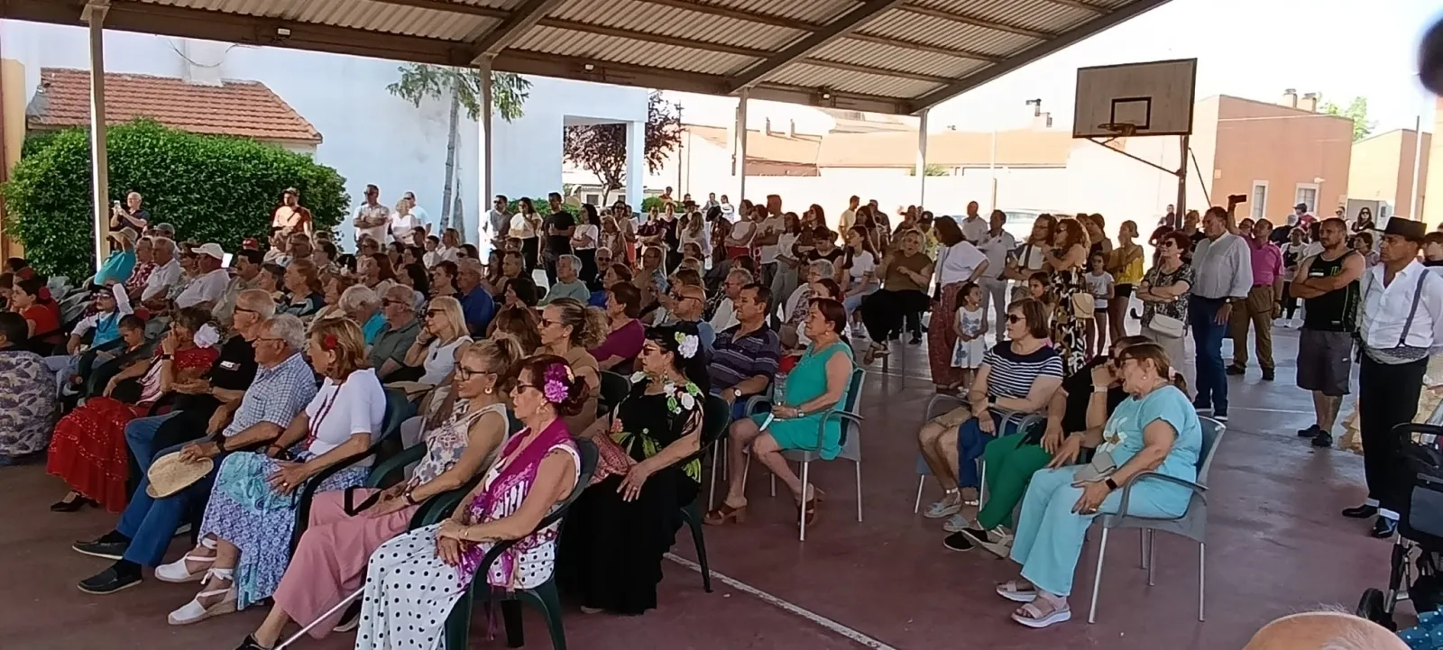 Foto 4 - Villoria se abarrota de arte y diversi&oacute;n durante la VI Feria Rociera