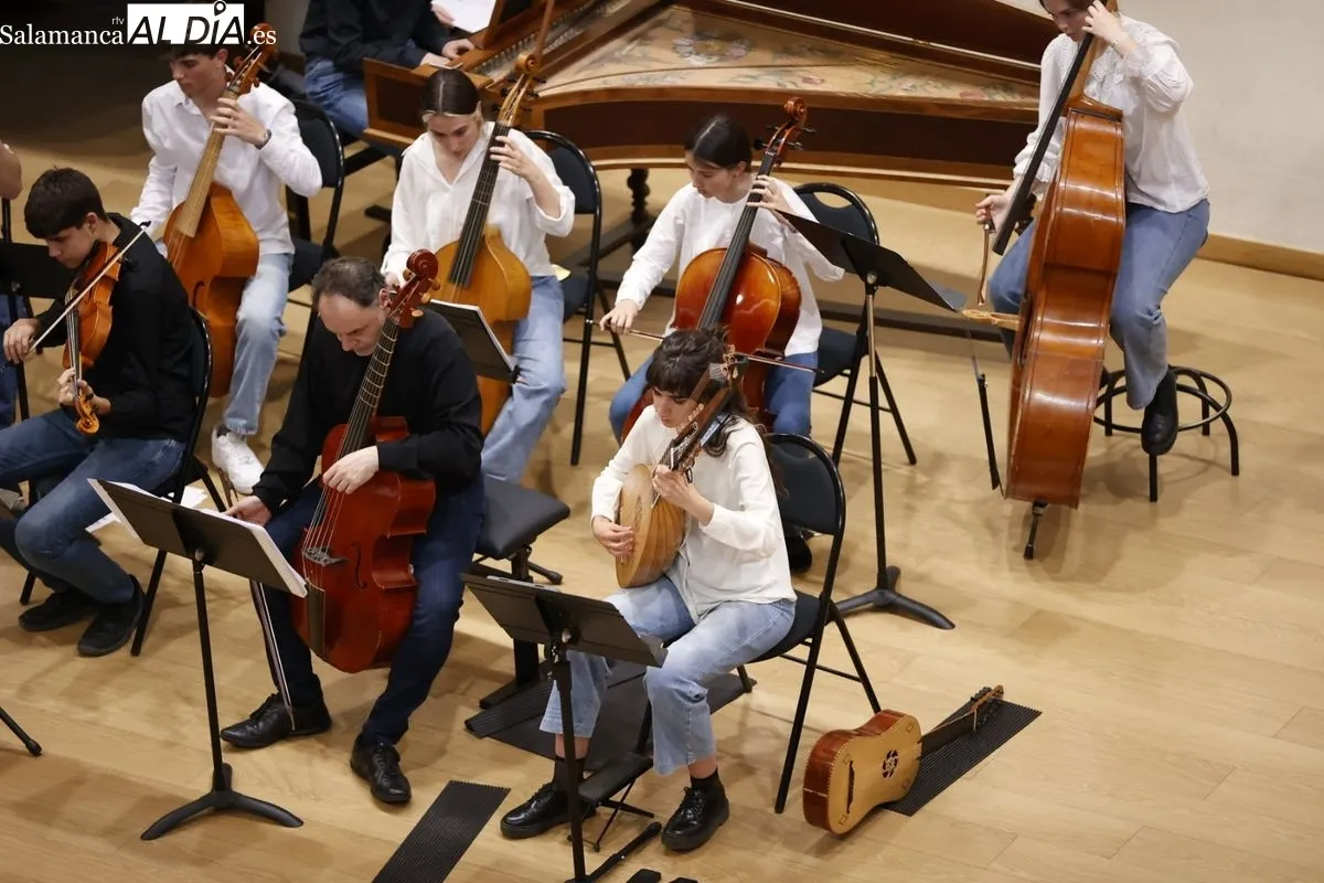 Alumnos del Conservatorio de Salamanca escenifican la ópera barroca 'Dido y Eneas' | FOTOS: David Sañudo 