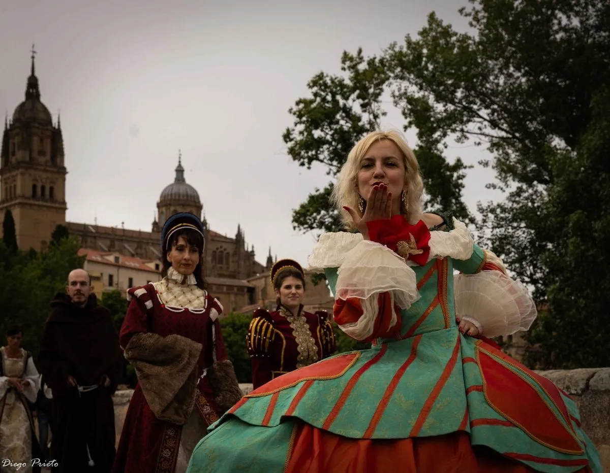 Sábado 31 de mayo 18 h. Iglesia Nueva del Arrabal. Desfile del Siglo de Oro
