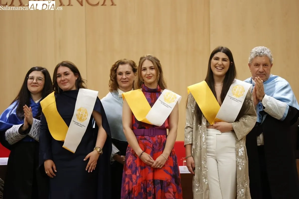 La UPSA celebra la graduación de Magisterio en Educación Infantil y Primaria | FOTOS: David Sañudo 