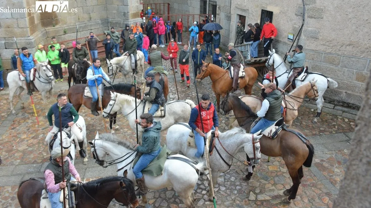 Foto 6 - Intensa y animada jornada taurina en las fiestas de El Noveno de San Felices de los Gallegos