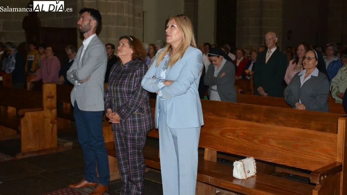 Foto 4 - Panes, rosas y convivencia en la fiesta de Santa Rita en Lumbrales