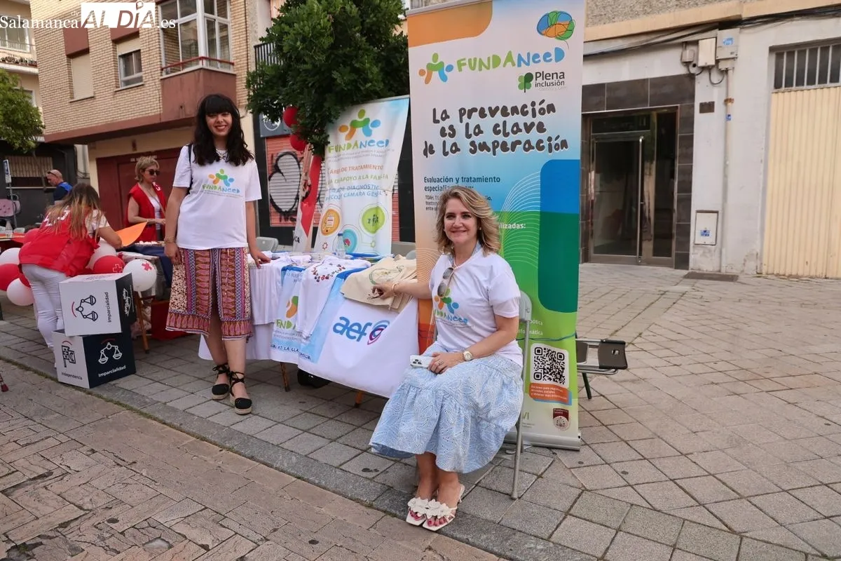 El barrio del Oeste se convierte en el corazón solidario de Salamanca con 'Salamanca nos movemos' | FOTOS: David Sañudo