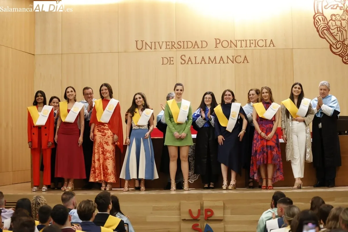 La UPSA celebra la graduación de Magisterio en Educación Infantil y Primaria | FOTOS: David Sañudo 