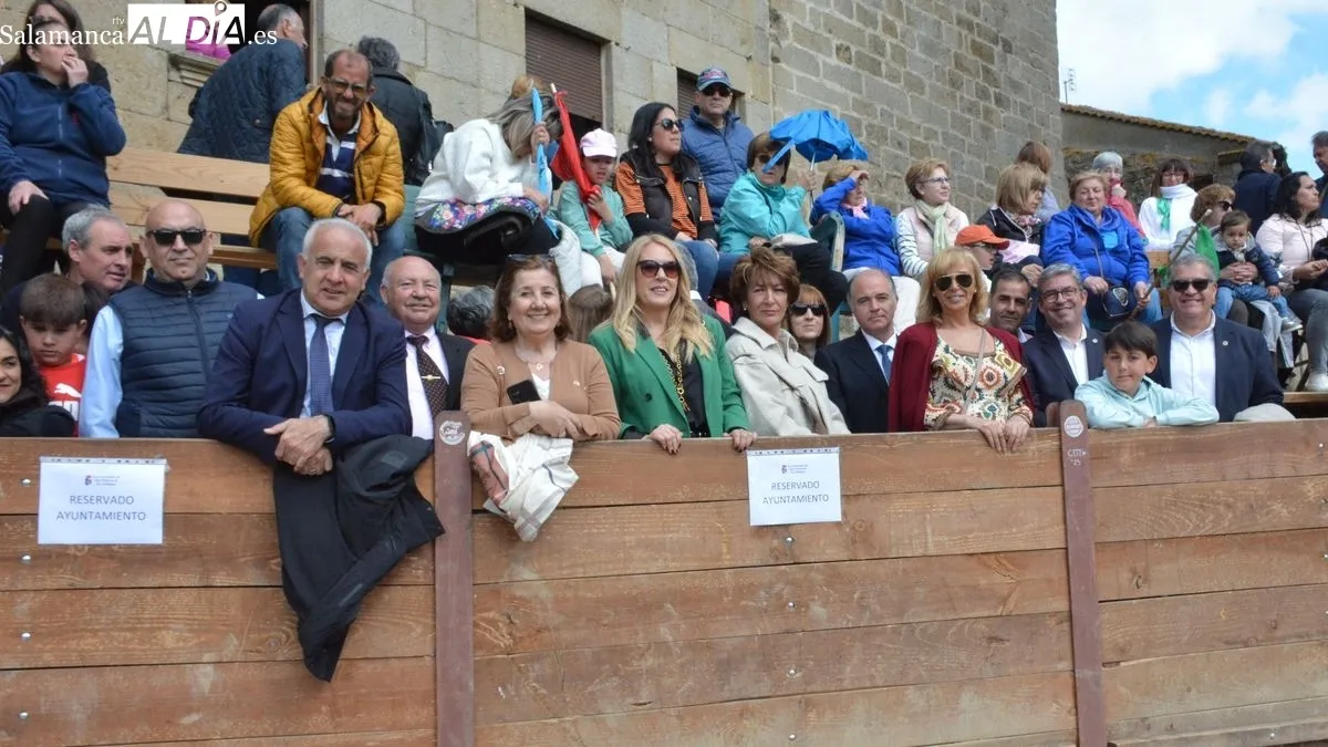 Fiestas del Noveno en San Felices de los Gallegos/ CORREDERA
