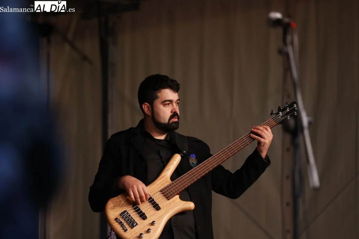 No cantes Victoria celebró su XV aniversario con un concierto en la Plaza Mayor de Salamanca | FOTOS: David Sañudo 