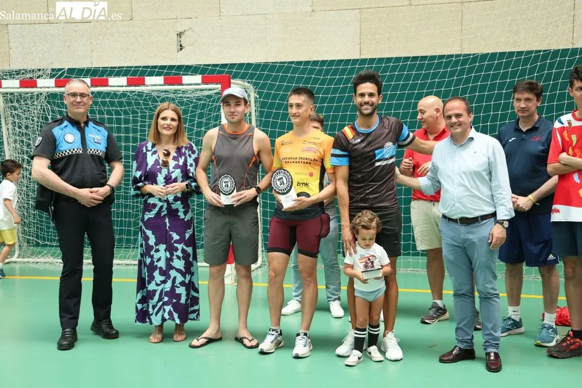 El 26 Cross de la Policía Local de Salamanca culmina con la entrega de premios en la Jefatura | FOTOS: David Sañudo 
