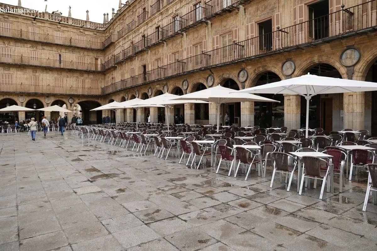 Ambiente en el centro de Salamanca este domingo. Foto: David Sañudo