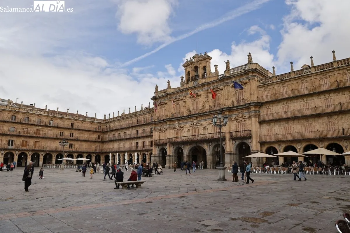 Ambiente en el centro de Salamanca este domingo. Foto: David Sañudo