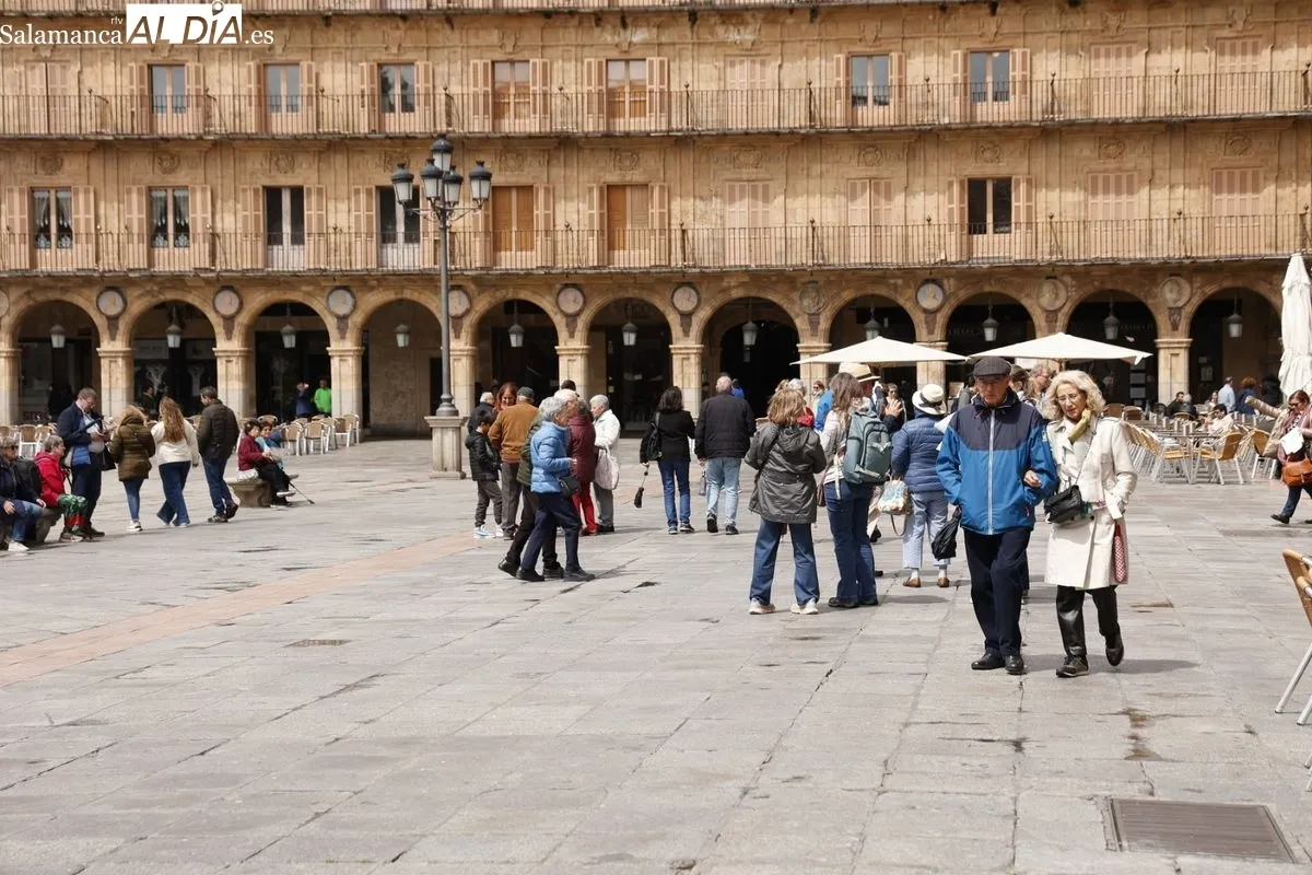 Ambiente en el centro de Salamanca este domingo. Foto: David Sañudo