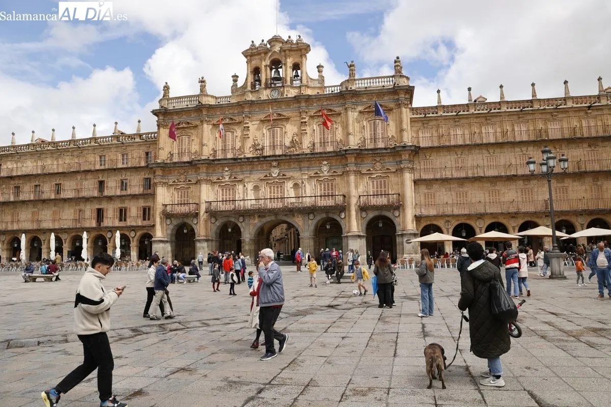 Ambiente en el centro de Salamanca este domingo. Foto: David Sañudo