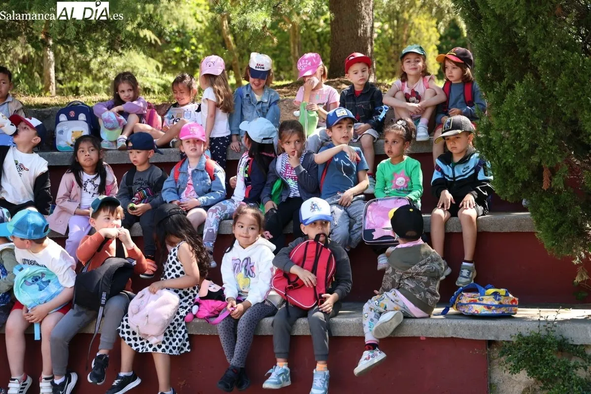 Actividad de ‘Teatro en los parques’ dirigida a escolares de Educación Infantil en los Jesuitas. Foto de David Sañudo