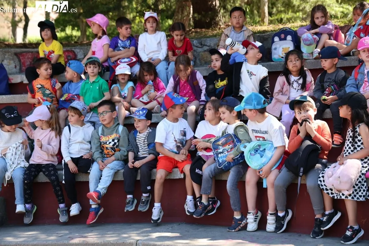Actividad de ‘Teatro en los parques’ dirigida a escolares de Educación Infantil en los Jesuitas. Foto de David Sañudo