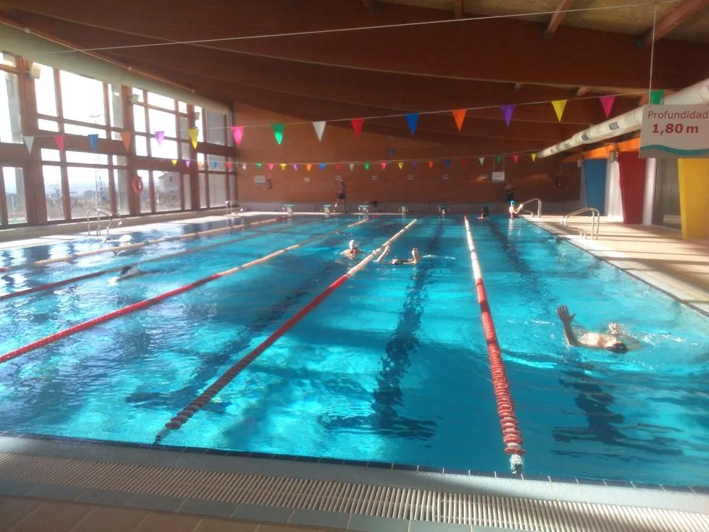 Foto 5 - La piscina municipal de Ciudad Rodrigo reabre el 2 de junio con instalaciones  renovadas y atractivas promociones para este verano 