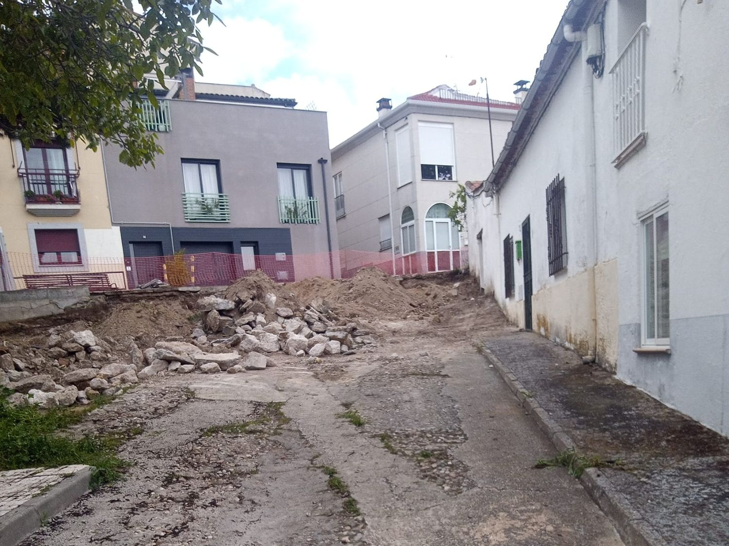 Cabrerizos: obras mejoran accesibilidad en Larga y Atalaya