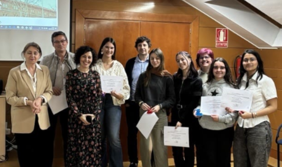 Alumnas del IES Campo Charro ganan la fase regional de la Olimpiada de Ingeniería en la Edificación