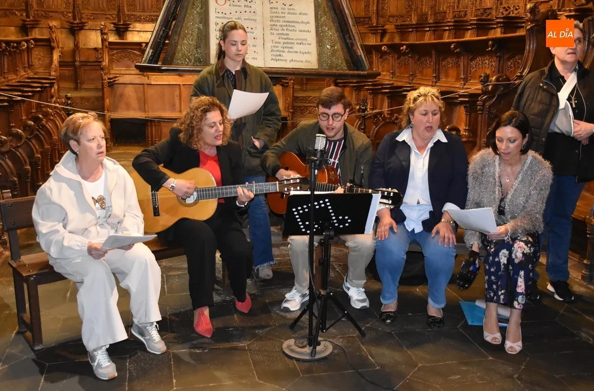Foto 6 - 47 j&oacute;venes se confirman de forma conjunta en la Catedral de Ciudad Rodrigo