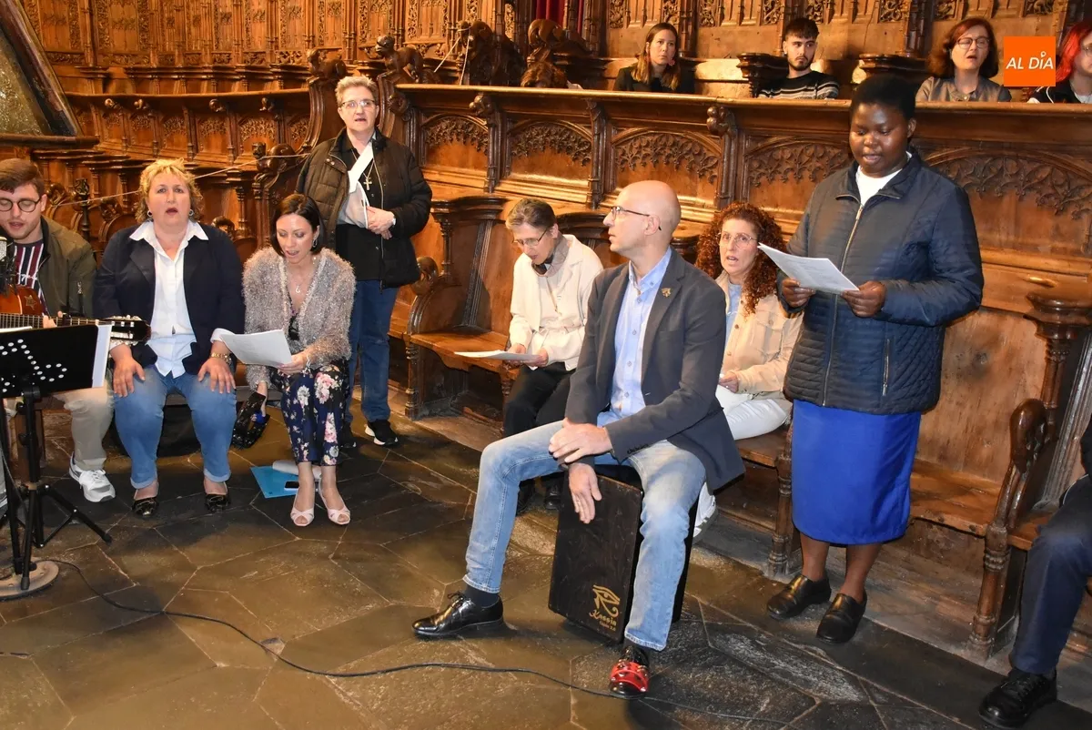 Foto 7 - 47 j&oacute;venes se confirman de forma conjunta en la Catedral de Ciudad Rodrigo