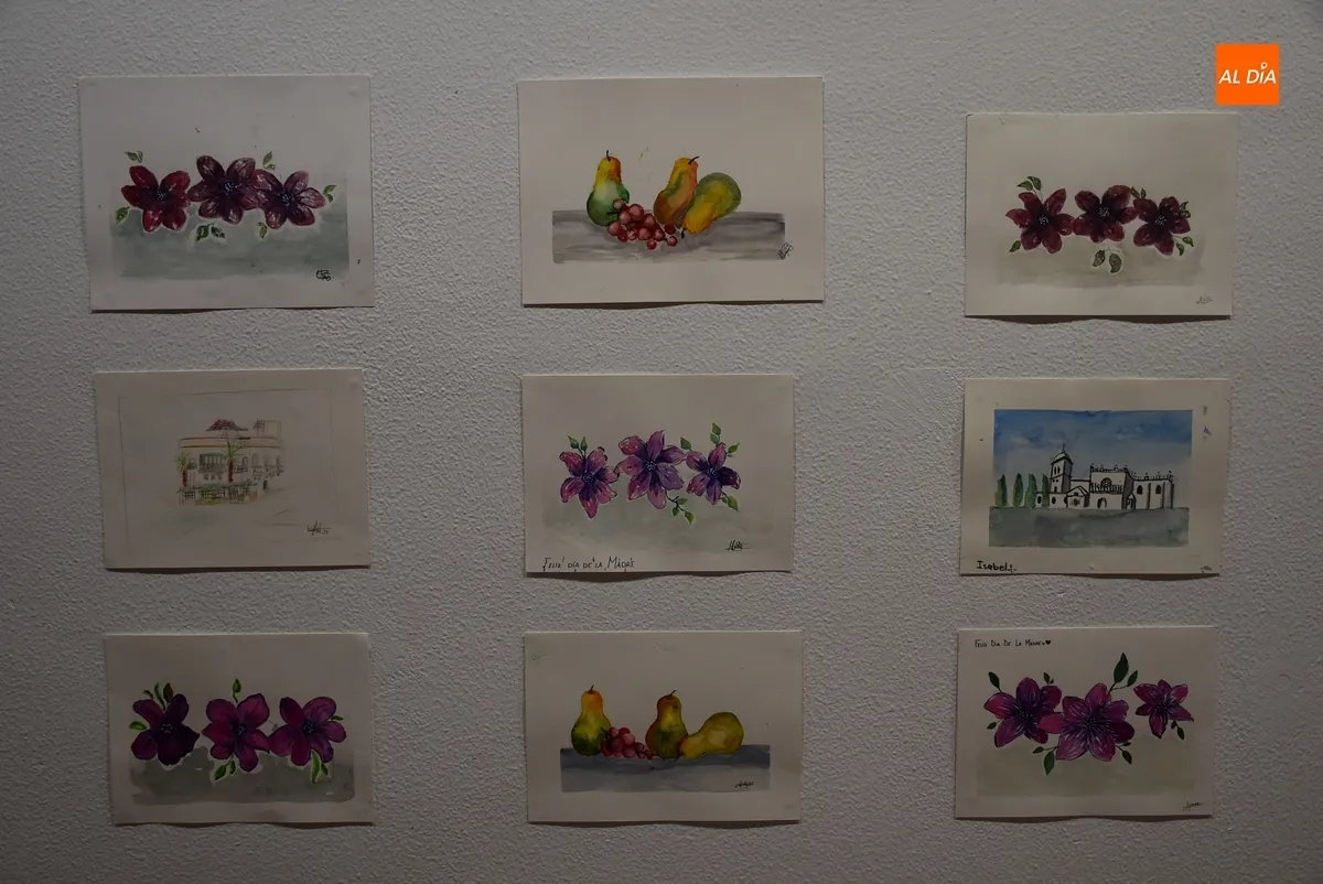 Foto 5 - Los j&oacute;venes alumnos de Pilar Rivero exponen sus creaciones pict&oacute;ricas en la Casa de la Cultura