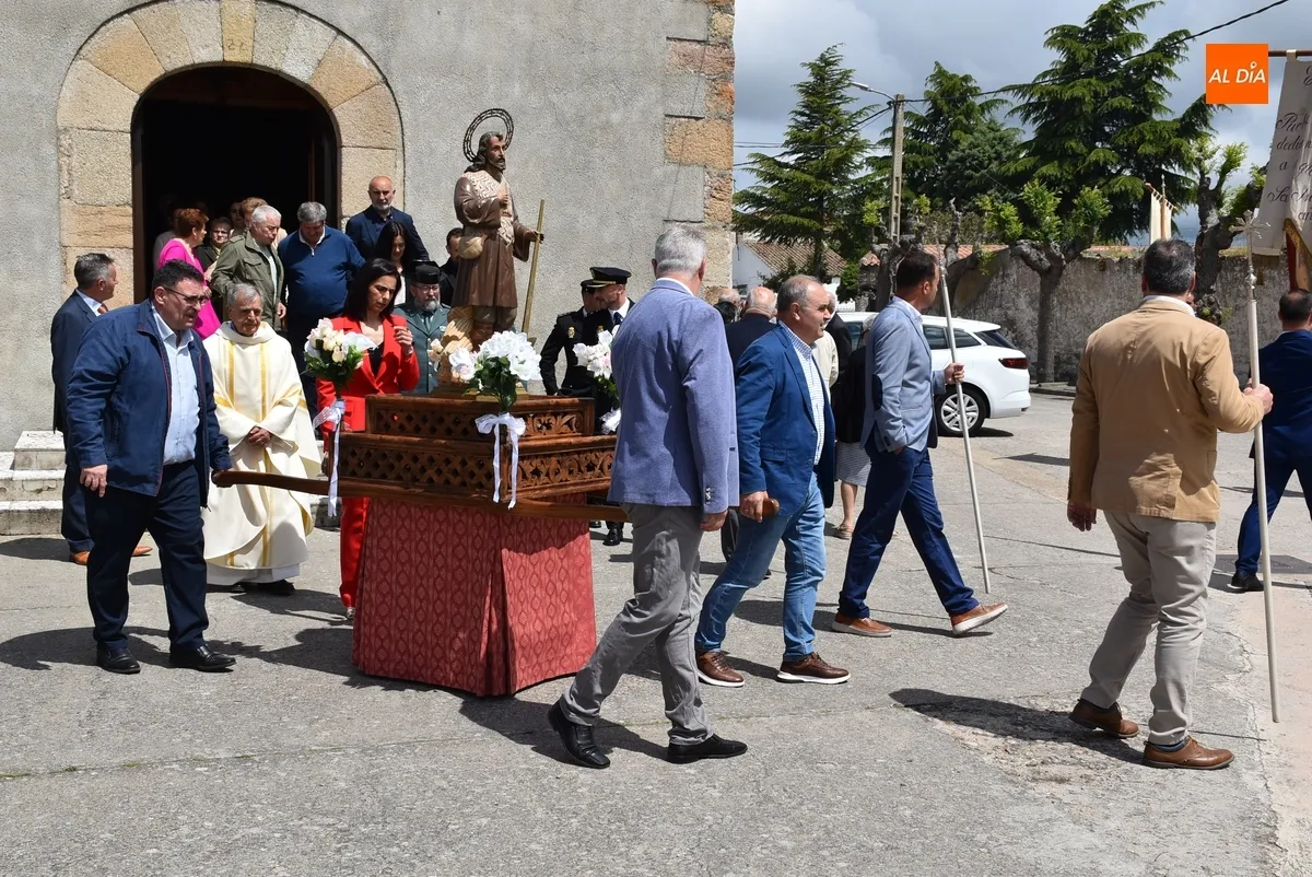 Foto 4 - Carpio de Azaba se pone sus mejores galas para arrancar la celebraci&oacute;n de su patr&oacute;n