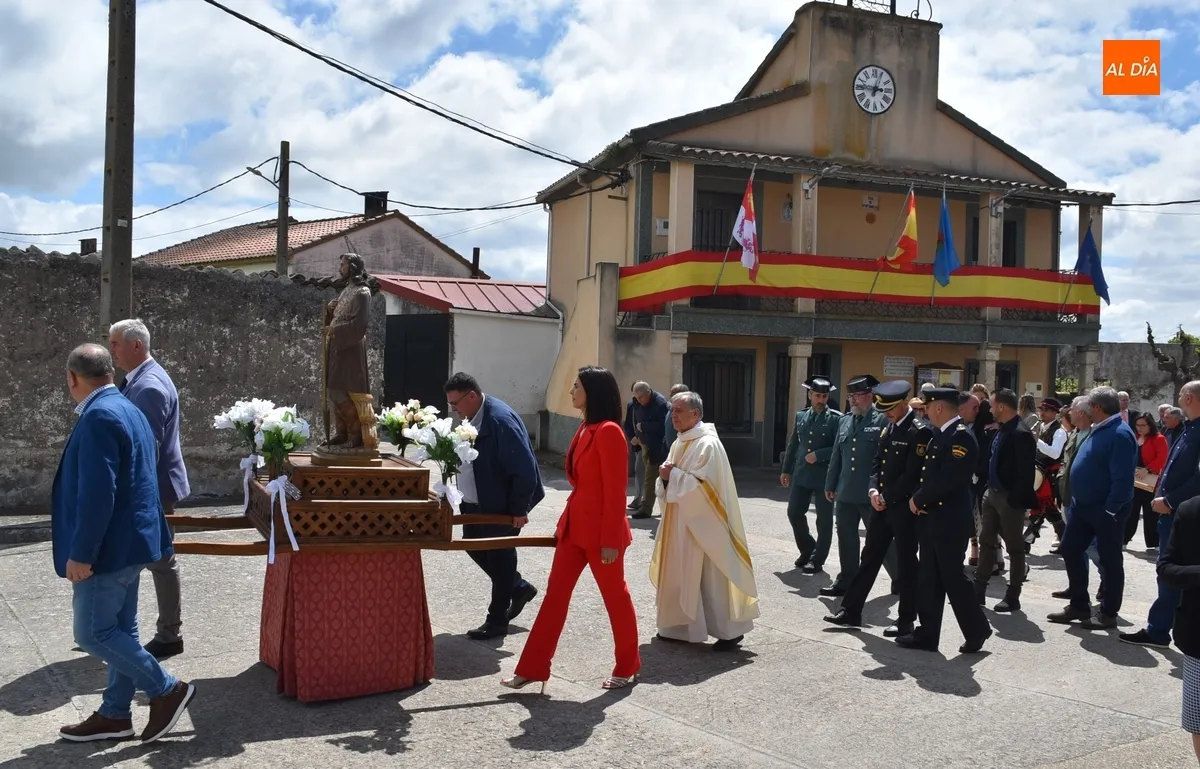 Foto 7 - Carpio de Azaba se pone sus mejores galas para arrancar la celebraci&oacute;n de su patr&oacute;n