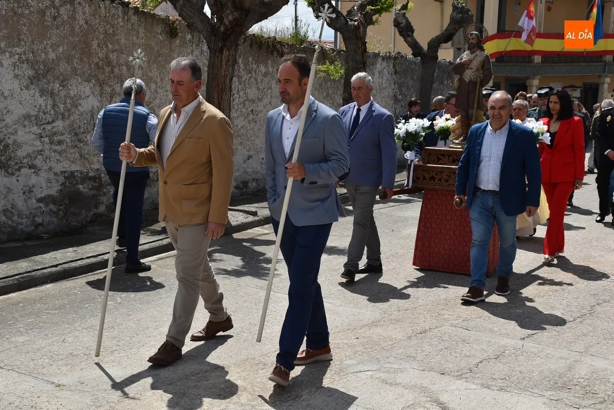 Foto 10 - Carpio de Azaba se pone sus mejores galas para arrancar la celebraci&oacute;n de su patr&oacute;n
