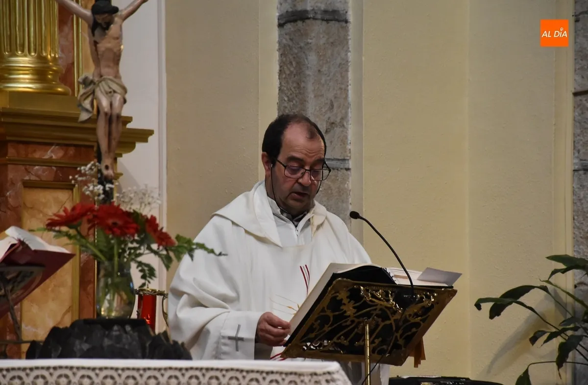 Foto 3 - La novena en honor a la Virgen de los Remedios encara su recta final