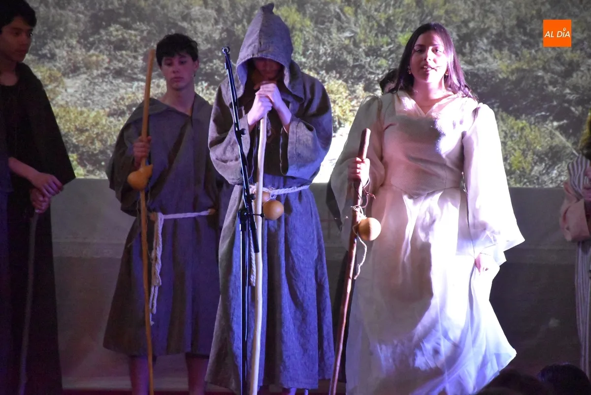 Foto 10 - 250 alumnos de Religi&oacute;n disfrutan de un montaje teatral al hilo del A&ntilde;o Jubilar de la Esperanza