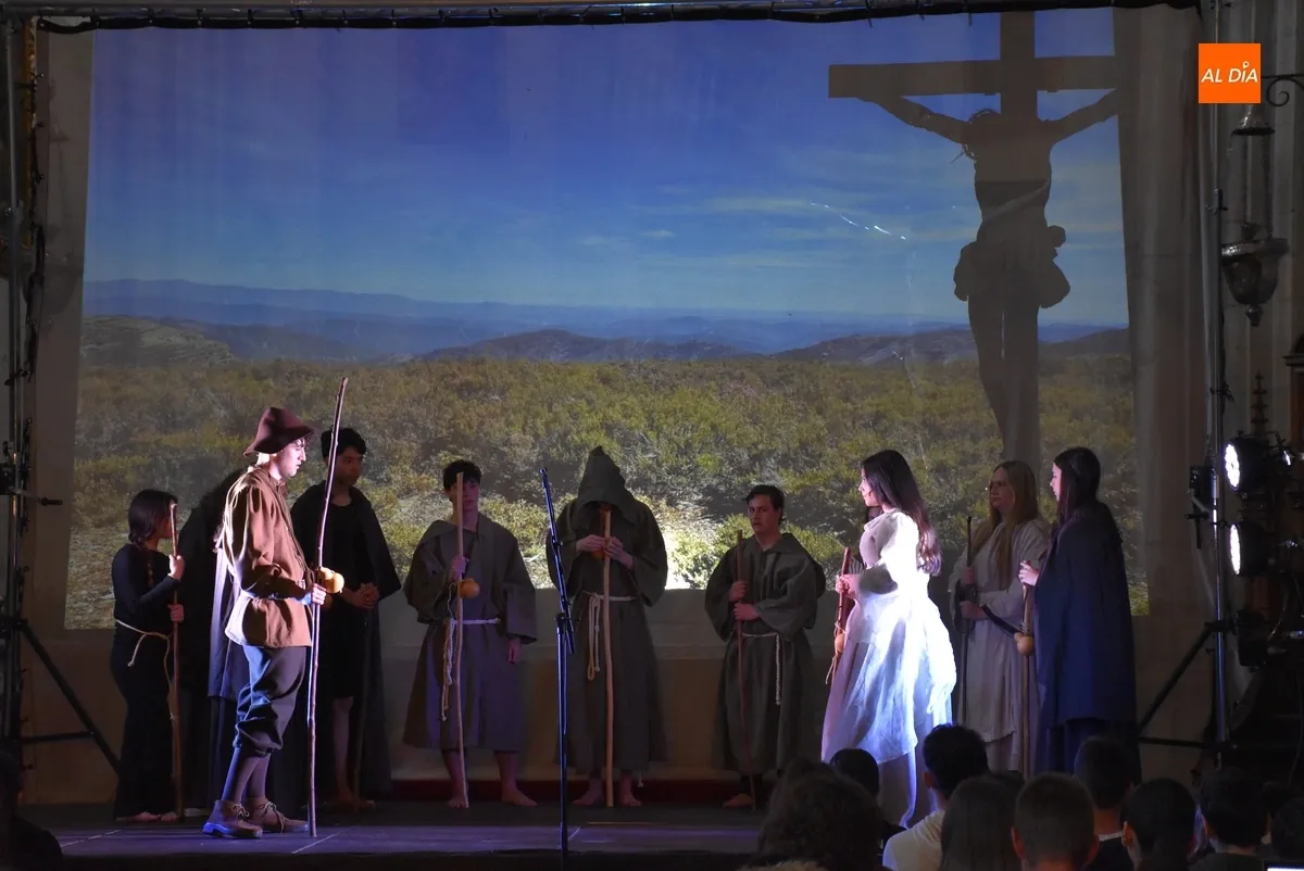 Foto 11 - 250 alumnos de Religi&oacute;n disfrutan de un montaje teatral al hilo del A&ntilde;o Jubilar de la Esperanza