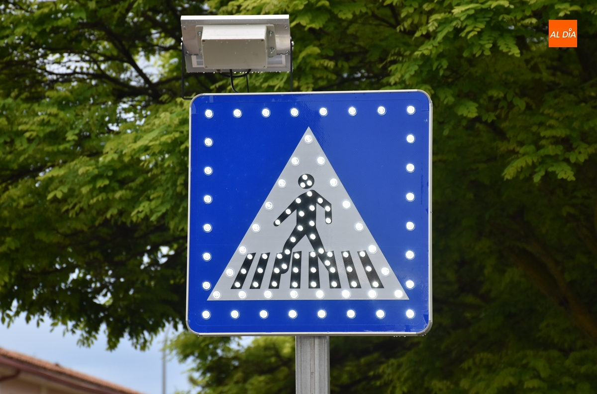 Arranca la instalación de 25 señales luminosas para mejorar la seguridad vial