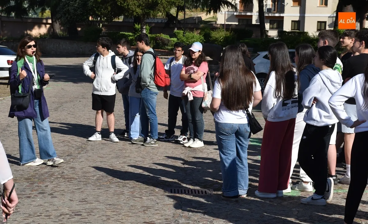 Foto 5 - Los participantes en &lsquo;G+Astronom&iacute;a&rsquo; disfrutan de una doble visita guiada