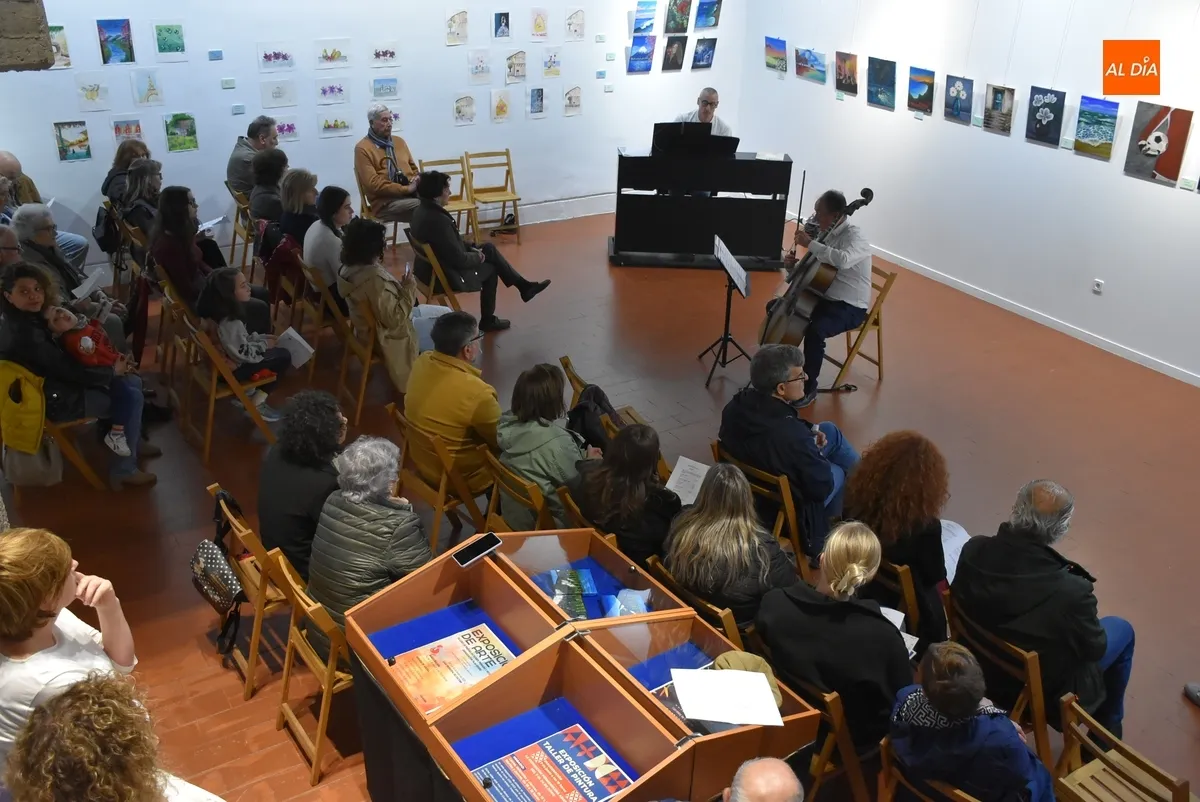 Foto 10 - Compositores cl&aacute;sicos gu&iacute;an la audici&oacute;n de los alumnos de Violonchelo