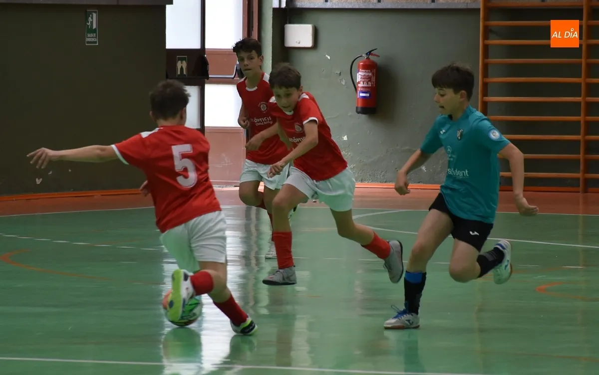 Foto 11 - El Alev&iacute;n A del III Columnas se proclama Campe&oacute;n de Liga
