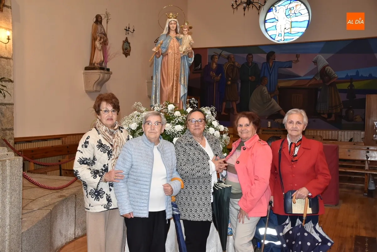 Foto 11 - La Virgen de los Remedios se queda sin procesionar por culpa de la lluvia
