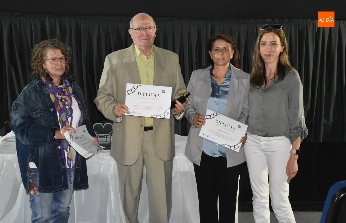 Foto 9 - Alumnos del IES Tierra de Ciudad Rodrigo se llevan el 1&ordm; puesto en los nuevos Premios Faricine