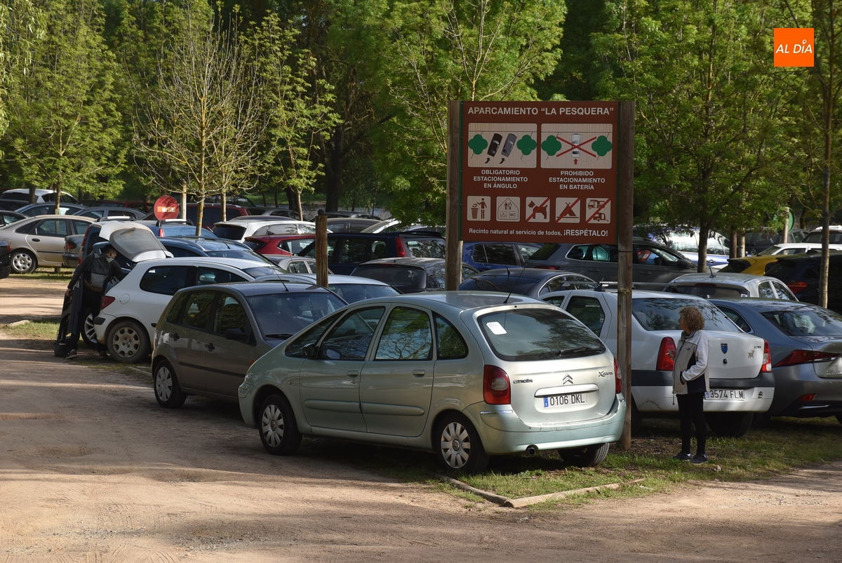El PSOE propone habilitar transporte público para acudir al río y así evitar la masificación de vehículos