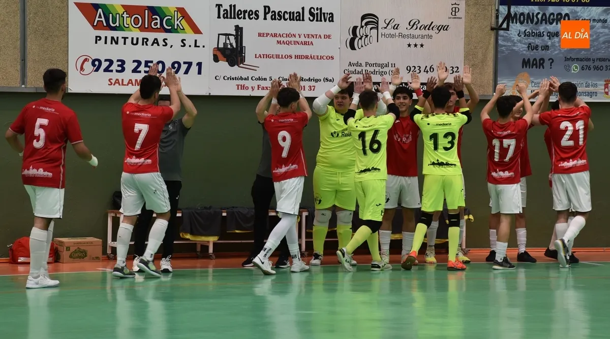 Foto 5 - El III Juvenil echa el cierre al deporte federado con una tarde de dos caras ante el 5 Coru&ntilde;a FS