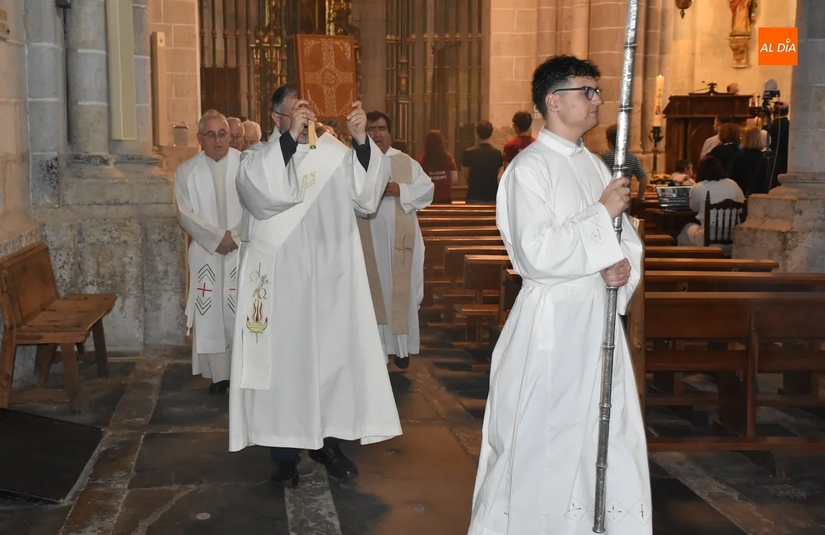 Foto 3 - La Di&oacute;cesis Civitatense da la bienvenida al Papa Le&oacute;n XIV