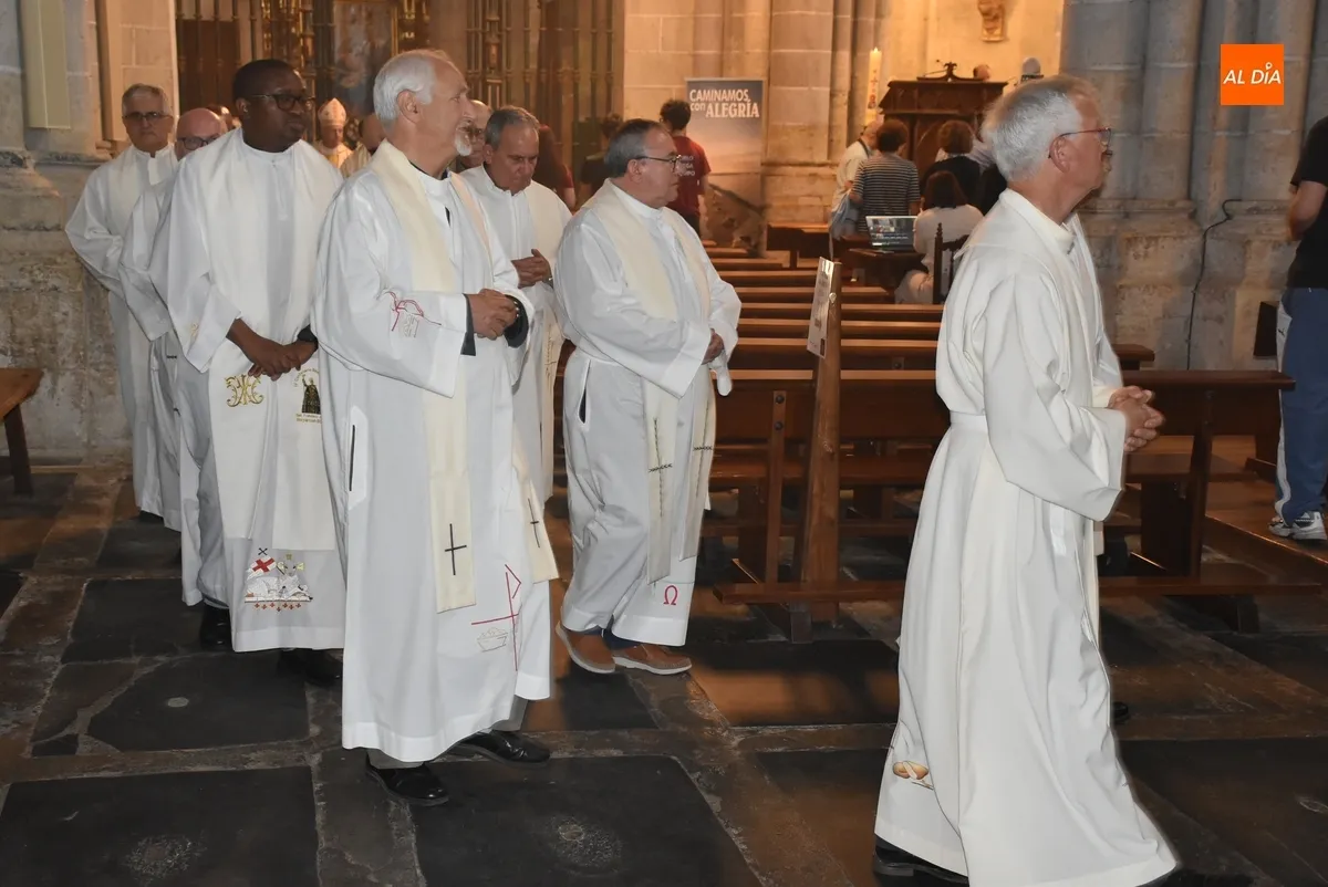 Foto 5 - La Di&oacute;cesis Civitatense da la bienvenida al Papa Le&oacute;n XIV