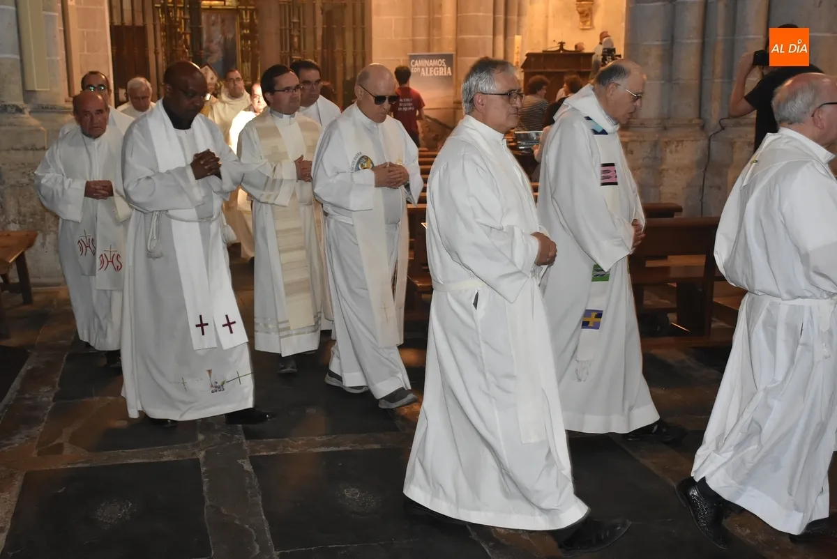 Foto 7 - La Di&oacute;cesis Civitatense da la bienvenida al Papa Le&oacute;n XIV