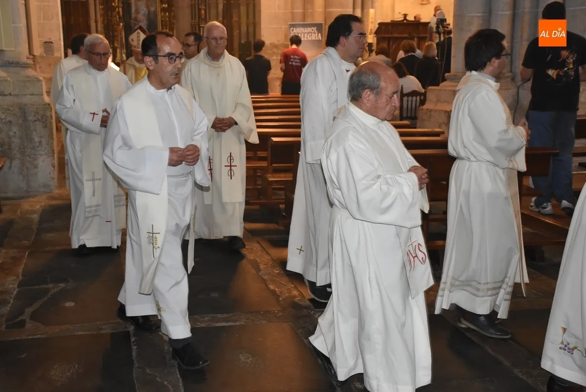Foto 9 - La Di&oacute;cesis Civitatense da la bienvenida al Papa Le&oacute;n XIV